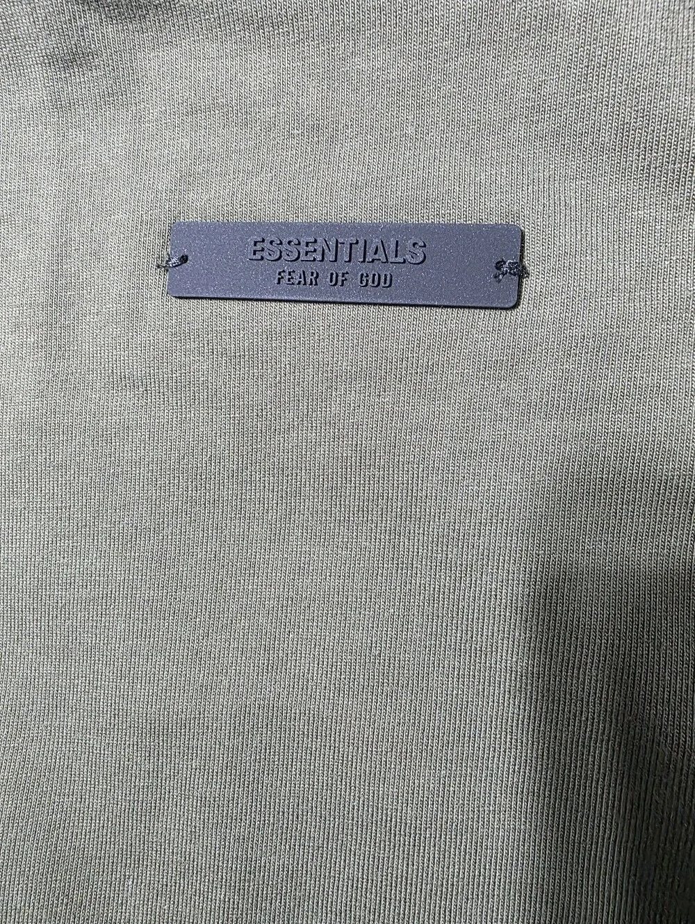 NWT Oversized Fear of God Essentials Kids Cotton Crew Neck Tee Sz 12 Military